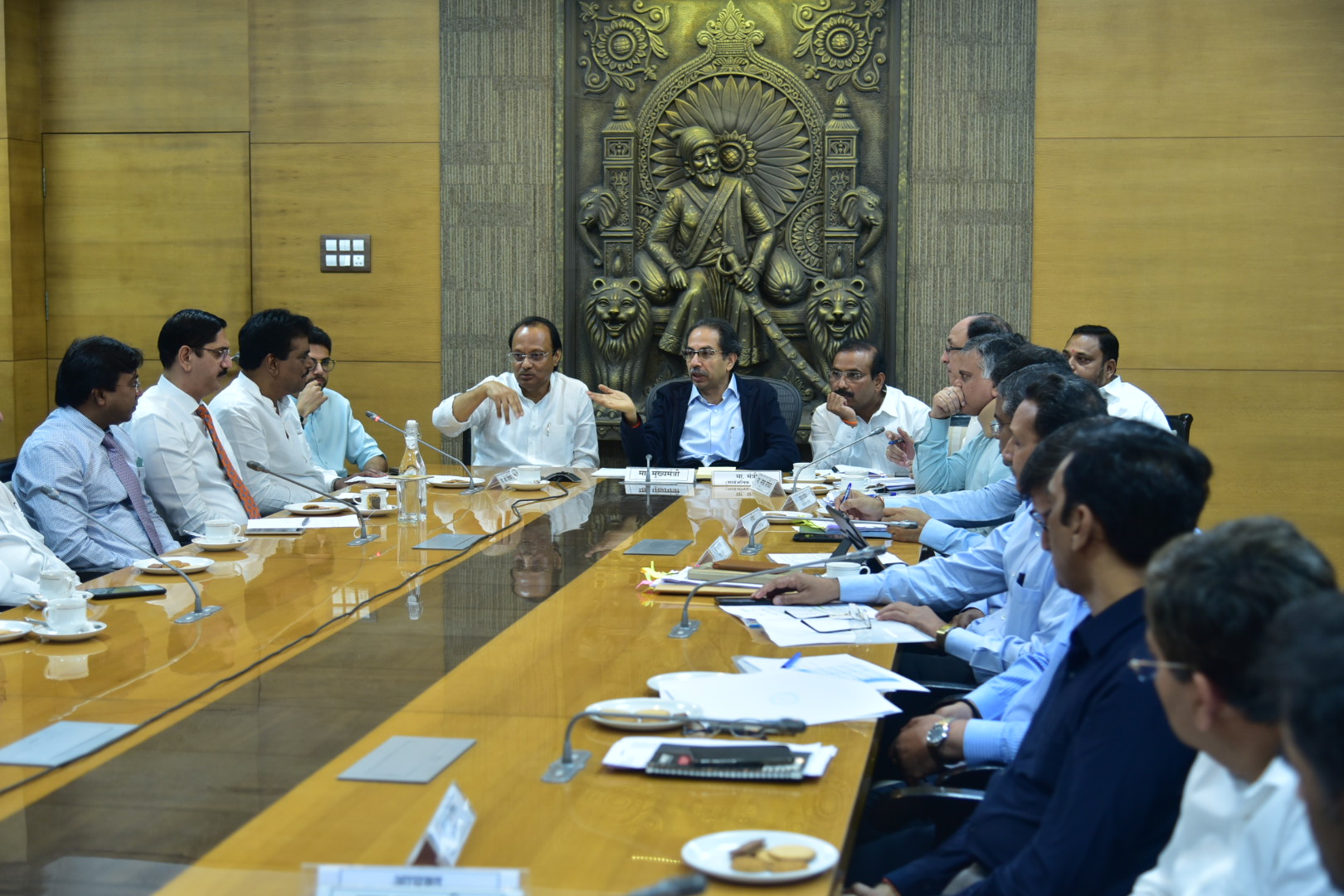 कोरोनाच्या मुकाबल्यासाठी सर्व यंत्रणा सज्ज ;  नागरिकांनी घाबरून जाऊ नये : उद्धव ठाकरे
