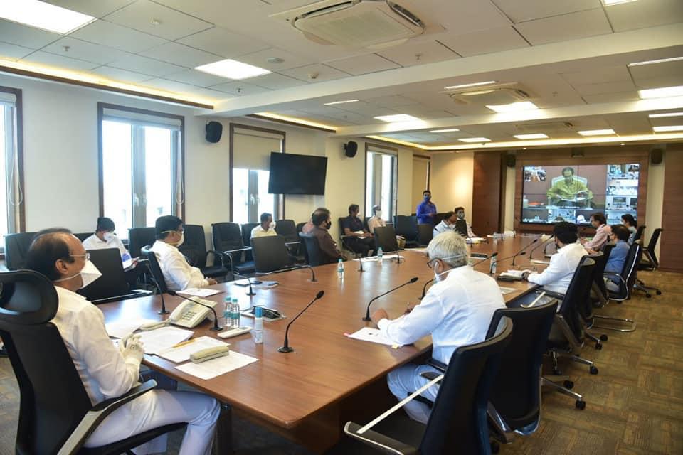 कोरोनाच्या संकटामुळे बदलणाऱ्या अन्नधान्याची गरज लक्षात घेऊन पिके घ्यावीत : मुख्यमंत्री उद्धव ठाकरे