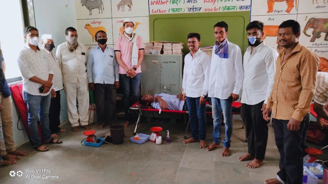 राज्यातील रक्ताचा तुटवडा भरून काढण्यासाठी इंदापूर तालुक्यात महारक्तदानाची चळवळ
