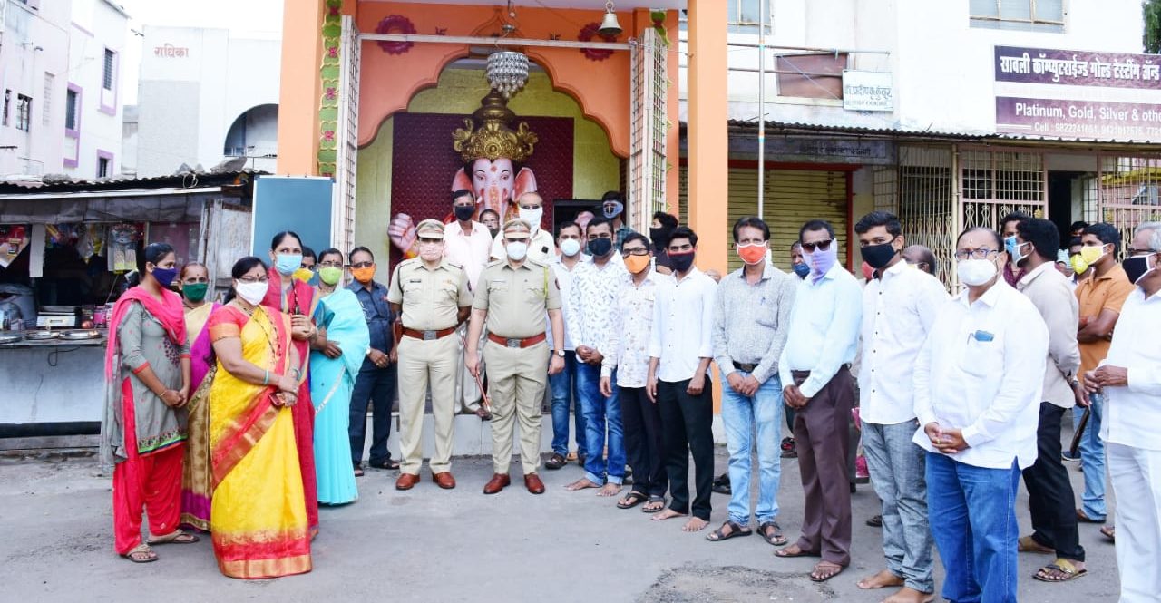तांदूळवाडी वेस चौकावर सीसीटीव्हीची नजर; अखिल तांदूळवाडी वेस तरुण मंडळाने घेतला पुढाकार