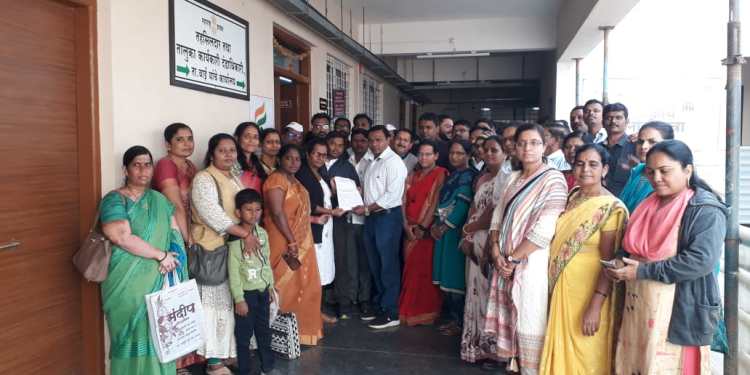 वाईत शासकीय कर्मचाऱ्यांचा बेमुदत संप सुरू! शासकीय कामावर होणार विपरीत परिणाम!