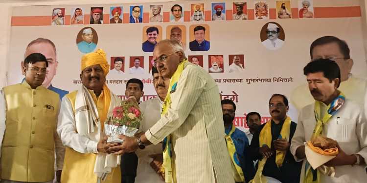 प्रकाश शेंडगेंनी वाढवलं आमदार राहुल कुलांचे टेन्शन! जे महादेव जानकरांना जमलं नाही, ते शेंडगे करून दाखवणार का?