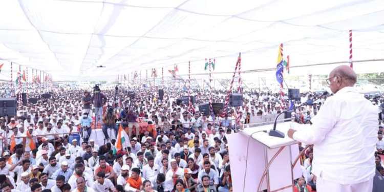 केंद्रीय मंत्री रामदास आठवलेंना दौंड आरपीआयचा घरचा आहेर! महाविकास आघाडीच्या सुप्रिया सुळे यांना दिला बिनशर्त जाहीर पाठिंबा!