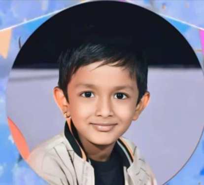 भिगवण मध्ये मैदानात एकजण चारचाकी गाडी शिकत होता.. अचानक गाडी वळली आणि सायकल खेळणारा दहा वर्षाचा चिमुरडा गाडीखाली चिरडला!
