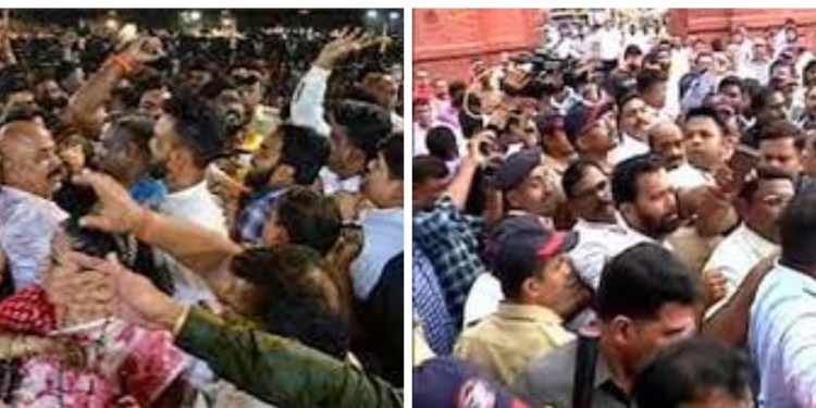 ठाकरे- राणे गटात जोरदार राडा! मालवणच्या राजकोट किल्ल्यावर दोन्ही गट भिडले!
