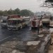 एलपीजी भरलेला टँकर उभ्या वाहनांना धडकला आणि आग भडकली.. 40 गाड्या जळाल्या… 11 जण देवाघरी गेले.. कित्येक गंभीरपणे भाजले…