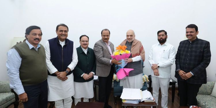 खरंच नक्की महाराष्ट्राचा मुख्यमंत्री कोण होणारंय? शिंदेंच्या तोडीचा उमेदवार भाजपला मिळेना का?