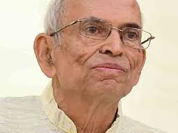 उपमुख्यमंत्री अजित पवार यांनी पर्यावरणतज्ज्ञ डॉ. माधव गाडगीळ यांचे अभिनंदन केले!