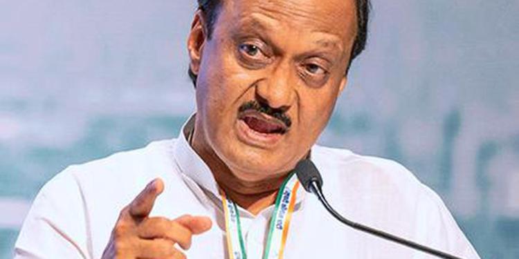 बारामतीकरांनो माझ्यासारखा आमदार परत कधीच होऊ शकत नाही! पाच वर्षात जर पाच हजार कोटी मंजूर करून आणले नाहीत, तर अजित पवार नाव सांगणार नाही
