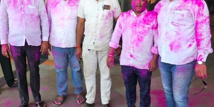सोमेश्वर कारखान्याचा राज्यात आदर्श! साखर कारखानदारीत सामाजिक समरसता! उपाध्यक्षपदी मिलिंद कांबळे यांची निवड!