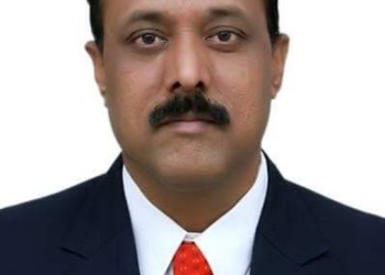 केळेवाडीचा सामान्य कुटुंबातील मुलगा.. दहा पदव्या.. संत साहित्याचा गाढा अभ्यास…ते वीज वितरण क्षेत्रातला आंतरराष्ट्रीय तज्ञ! वन अँड ओन्ली ग्रेट डॉ. मुरहरी केळे!