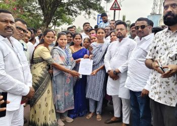 बारामतीत प्रजासत्ताक दिनी आंबेडकरी चळवळीतील कार्यकर्त्याचा संताप! नगरपालिकेने व्यक्त केली दिलगिरी!