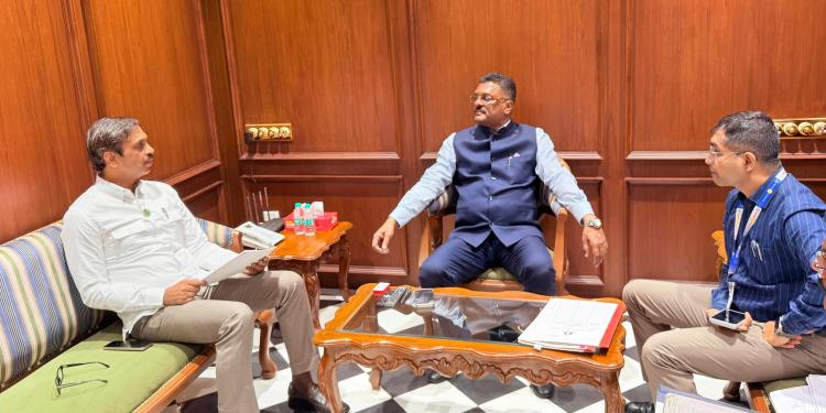 दौंड येथील ‘वाहन परवाना शिबीर’ नियमित सुरू करा ! आमदार राहुल कुल यांची परिवहन मंत्री प्रताप सरनाईक यांच्याकडे मागणी!