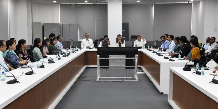 भूक व भीकमुक्त महाराष्ट्राकरिता पुण्याने दिशादर्शक काम करावे- महेश ढवळे