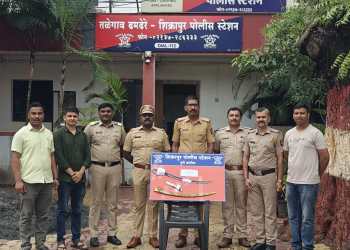माझे वडील तलवार घेऊन आई आणि मला मारण्यासाठी धावतायेत.. मला मदत करा.. शिक्रापूर पोलिसांची तडाखेबंद कारवाई..