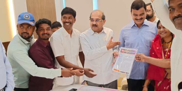 उजनी मच्छिमार बचाव अभियानाच्या आंदोलनाचं यश! अखेर उजनी जलशायतील संभाव्य मासेमारी ठेकेदारी पद्घत रद्द!