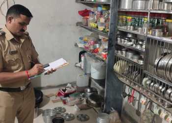 तांदूळवाडीत बंद घर फोडून पावणेचार लाखांचा ऐवज लंपास; कुटुंबीय रुग्णालयात असतानाच चोरट्यांचा डल्ला