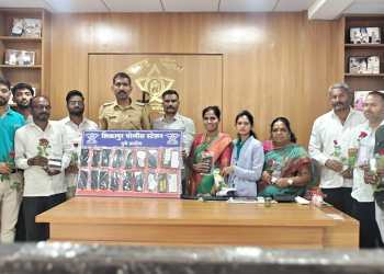 शिक्रापूर पोलिसांचा धडाकेबाज तपास! तब्बल १४ लाखांचे २९ हरवलेले मोबाईल शोधून काढले
